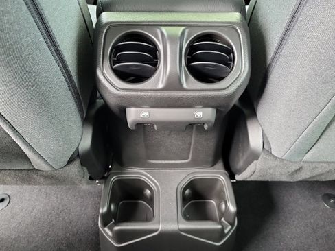 New 2025 Jeep Gladiator Sport image 30