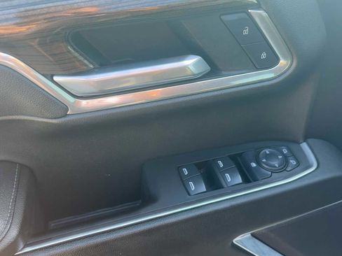 Used 2025 Chevrolet Silverado 1500 LT RWD image 29
