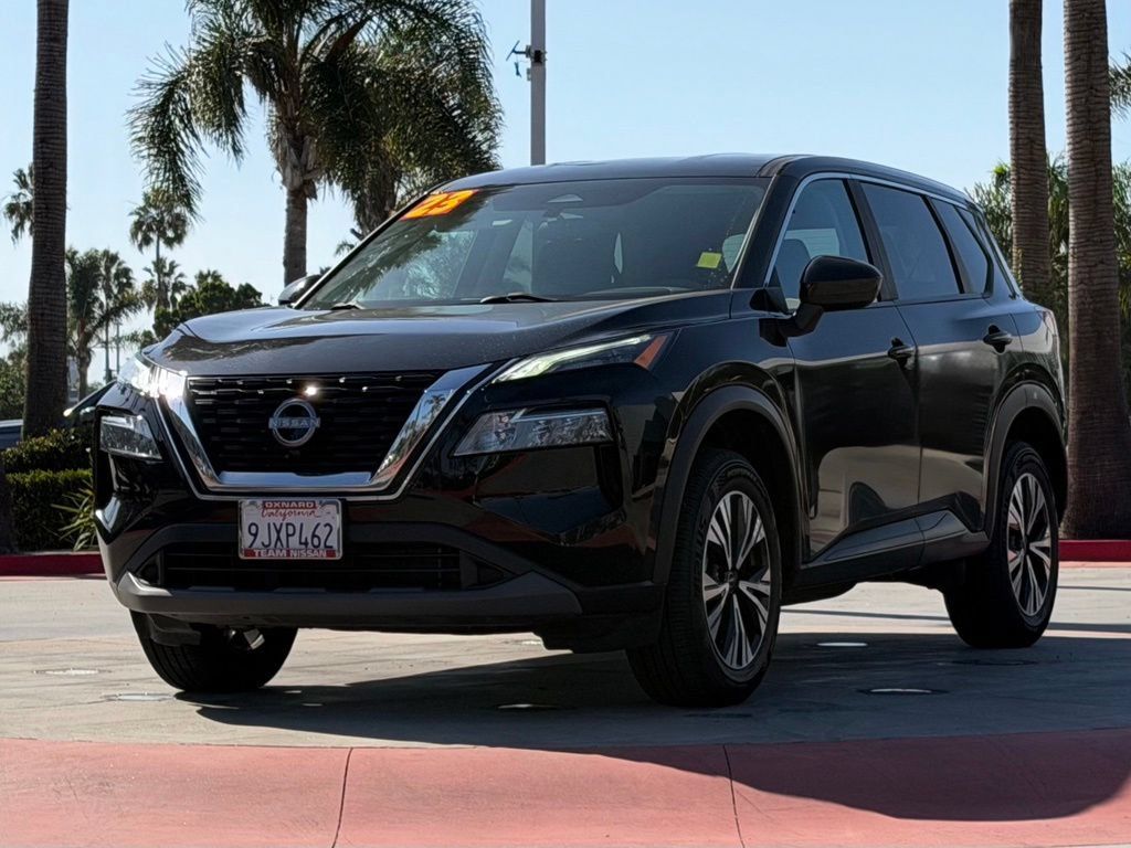 Certified 2023 Nissan Rogue SV FWD image 4