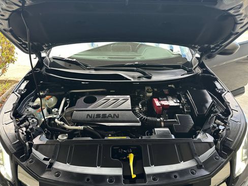 Used 2025 Nissan Rogue SV FWD image 29