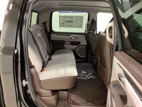 New 2025 RAM 1500 Laramie w/ Advanced Safety Group II AWD/4WD image 22