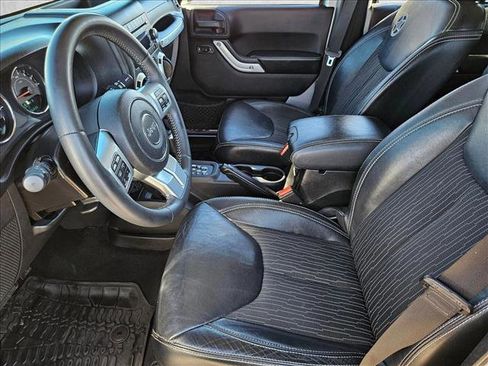 Used 2014 Jeep Wrangler Freedom Edition image 16