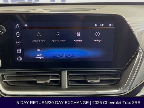 Used 2026 Chevrolet Trax RS w/ Sunroof Package FWD image 19