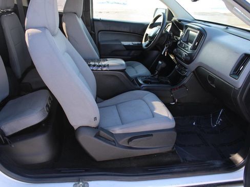 Used 2018 Chevrolet Colorado W/T image 7