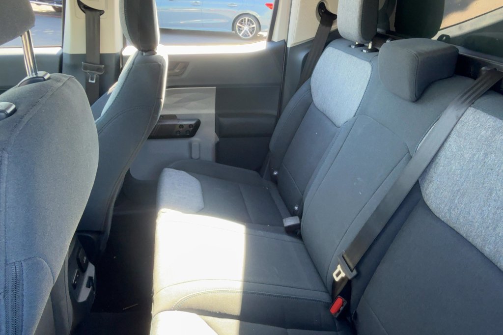 Used 2026 Ford Maverick XLT w/ XLT Luxury Package FWD image 12