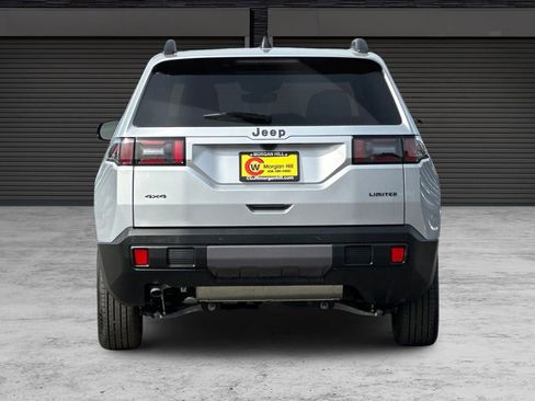 New 2026 Jeep Cherokee Laredo image 5