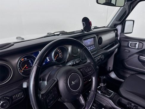 Used 2021 Jeep Wrangler Unlimited Sport image 9