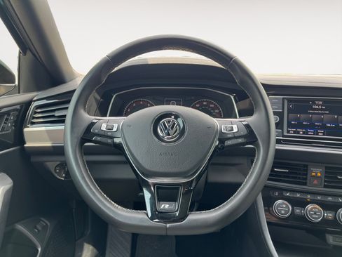 Used 2020 Volkswagen Jetta R-Line FWD image 12