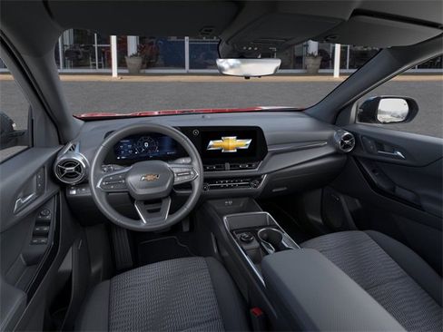 New 2026 Chevrolet Equinox LT w/ Safety and Technology Package image 15