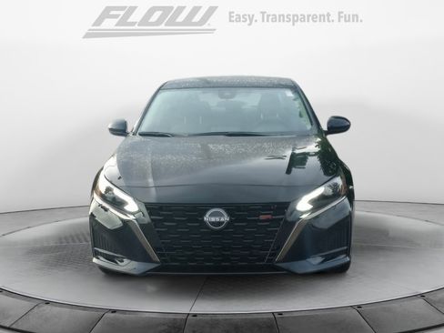 New 2025 Nissan Altima 2.5 SR image 2