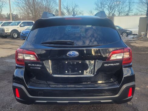 Used 2018 Subaru Outback 2.5i Premium image 7