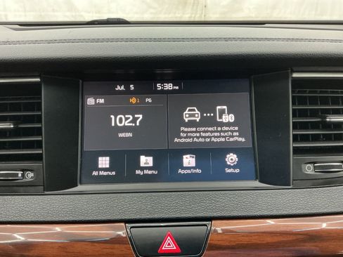 Used 2018 Kia Cadenza Premium FWD image 34
