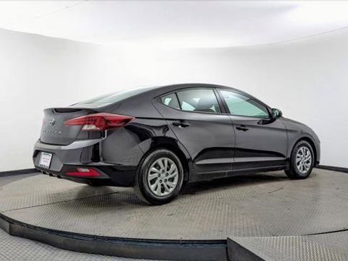 Used 2019 Hyundai Elantra SE w/ Cargo Package image 8