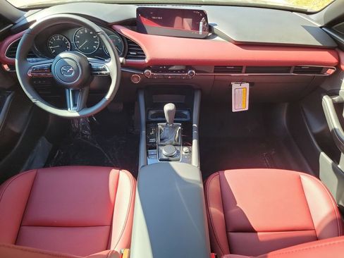 New 2026 MAZDA MAZDA3 Hatchback w/Premium Plus Pkg image 13