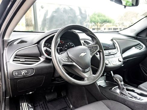 Used 2024 Chevrolet Malibu LT image 15