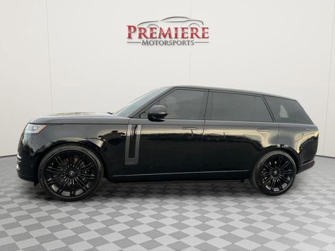Used 2025 Land Rover Range Rover Long Wheelbase Autobiography AWD/4WD image 3