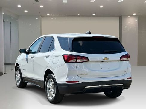 Used 2024 Chevrolet Equinox LT w/ LPO, Floor Liner Package FWD image 3