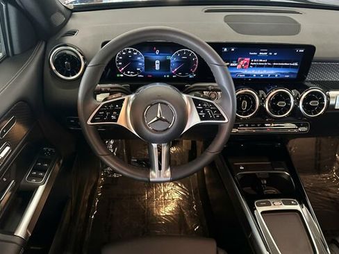 Certified 2026 Mercedes-Benz GLB 250 GLB 250 image 17