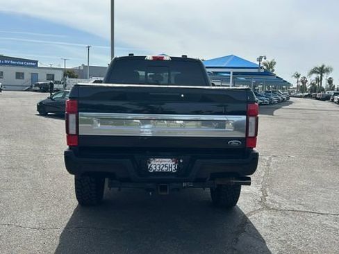 Certified 2022 Ford F250 Platinum AWD/4WD image 4