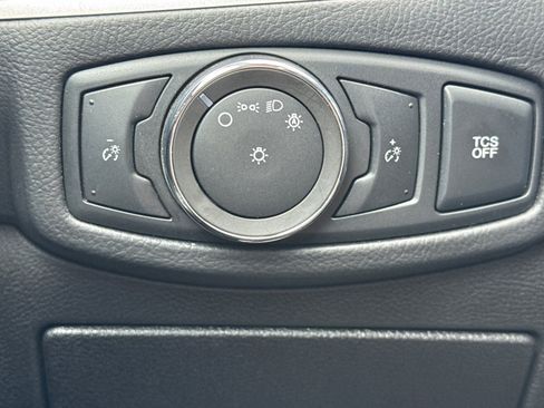 Used 2022 Ford Edge SEL image 30