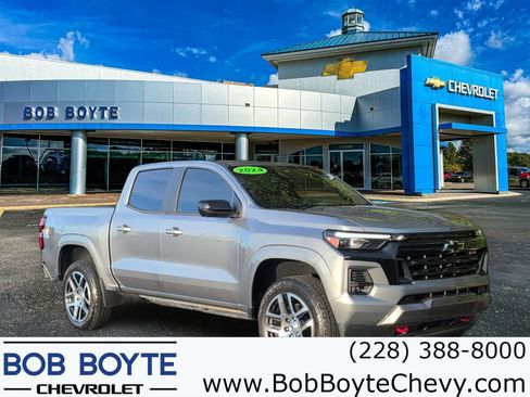 Certified 2024 Chevrolet Colorado Z71 w/ Z71 Convenience Package 2 image 1