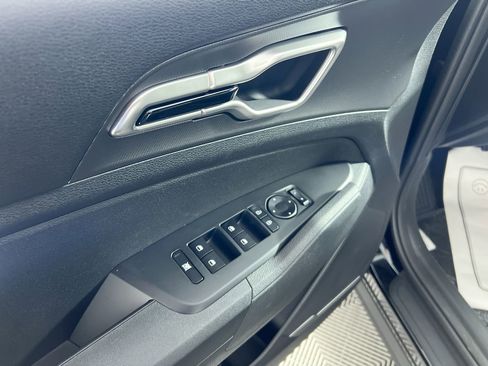 New 2026 Kia Sportage LX FWD image 16
