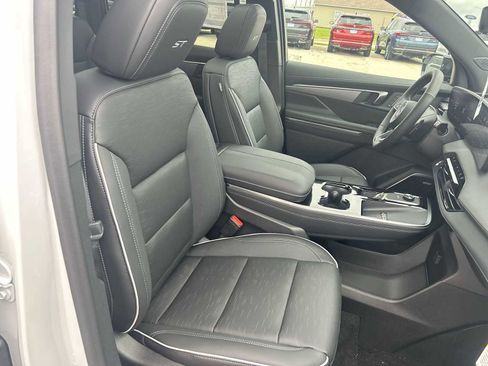 New 2026 Buick Enclave Sport Touring w/ Power Package AWD/4WD image 29