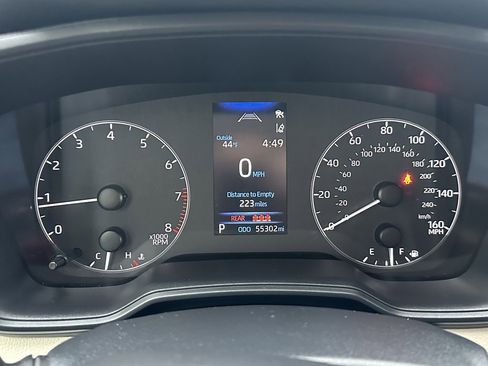 Used 2023 Toyota Corolla LE image 19