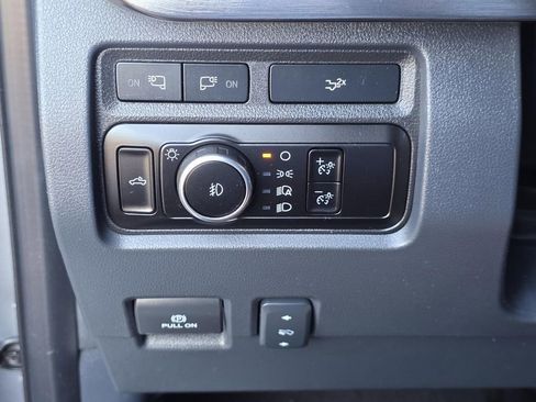 Used 2023 Ford F250 Lariat w/ Chrome Package image 30