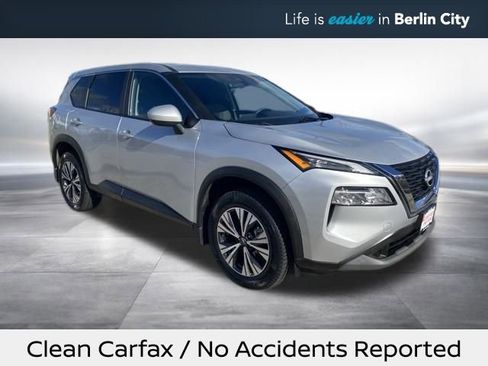 Certified 2023 Nissan Rogue SV image 1