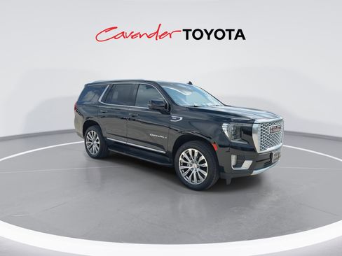 Used 2023 GMC Yukon Denali w/ LPO, Floor Liner Package AWD/4WD image 2