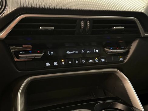Used 2024 MAZDA CX-90 3.3 Turbo w/ Select Package AWD/4WD image 15
