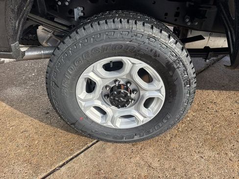 New 2026 Ford F350 XLT w/ FX4 Off-Road Package AWD/4WD image 9