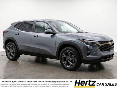 Used 2025 Chevrolet Trax LT