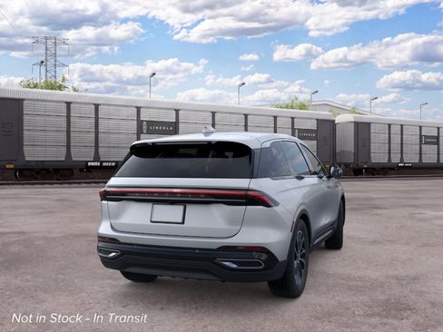 New 2026 Lincoln Nautilus Premier AWD/4WD image 8