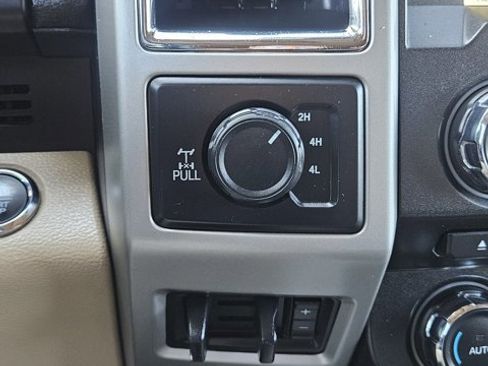 Certified 2017 Ford F250 Lariat w/ Lariat Ultimate Package image 22