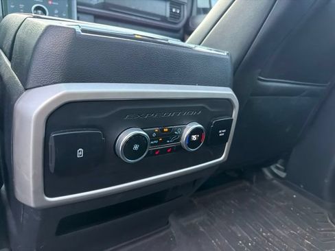 Used 2024 Ford Expedition Limited AWD/4WD image 19