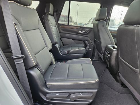 Used 2023 Chevrolet Tahoe Premier AWD/4WD image 31