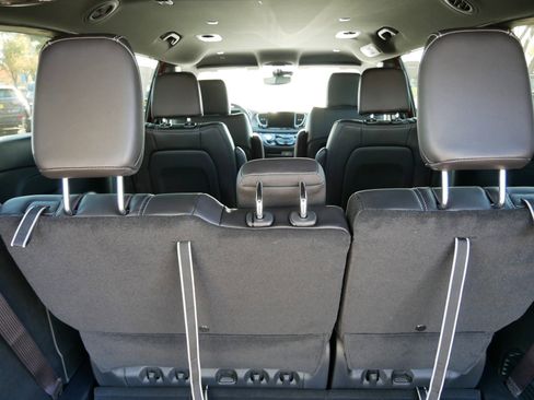 New 2026 Chrysler Pacifica Select image 11