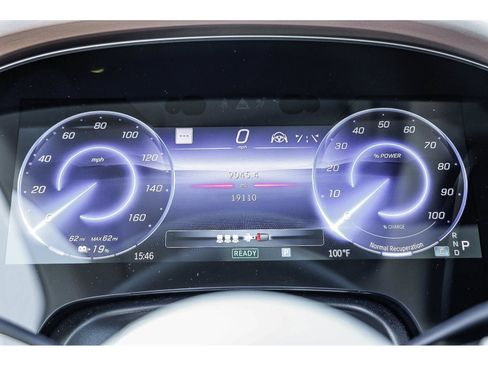 Certified 2023 Mercedes-Benz EQS 580 4MATIC SUV image 24