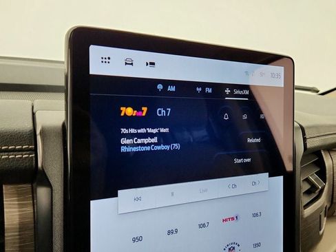 Used 2023 Ford Expedition Limited image 19