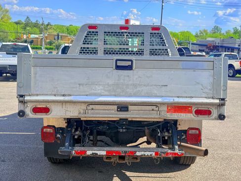Used 2019 Ford F250 XL RWD image 8