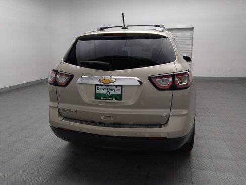 Used 2017 Chevrolet Traverse LT w/ Style and Technology Package FWD image 7