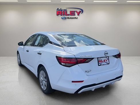 Used 2024 Nissan Sentra S FWD image 3