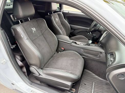 Used 2022 Dodge Challenger R/T Scat Pack RWD image 25