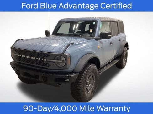 Used 2024 Ford Bronco Badlands image 1