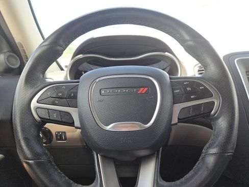 Used 2019 Dodge Durango SXT AWD/4WD image 17