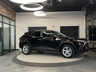 Used 2024 Chevrolet Trax LS w/ LS Convenience Package