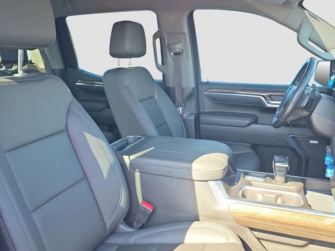 Used 2023 Chevrolet Silverado 1500 RST w/ Convenience Package II image 6