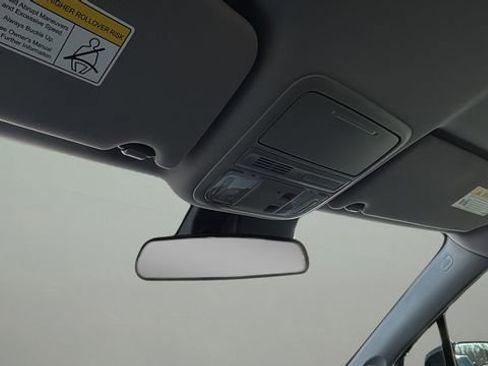 Used 2022 Honda Ridgeline Sport image 27